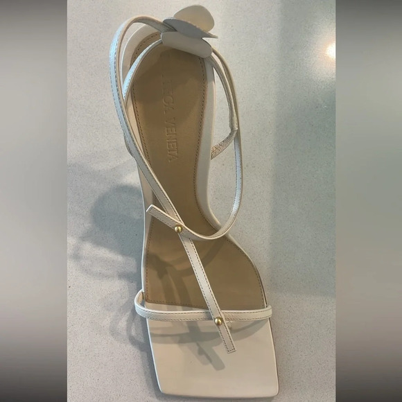 Bottega Veneta White Stretch T Strap Heel Sandals Size 36 - Picture 2 of 9